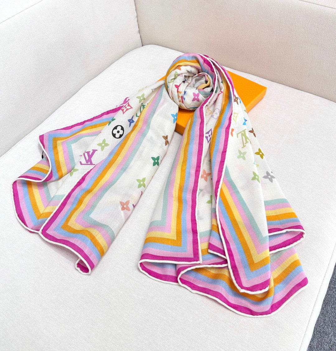 LOUIS VUITTON LV SCARF 134 CM IN WOOL MIX SILK 703624