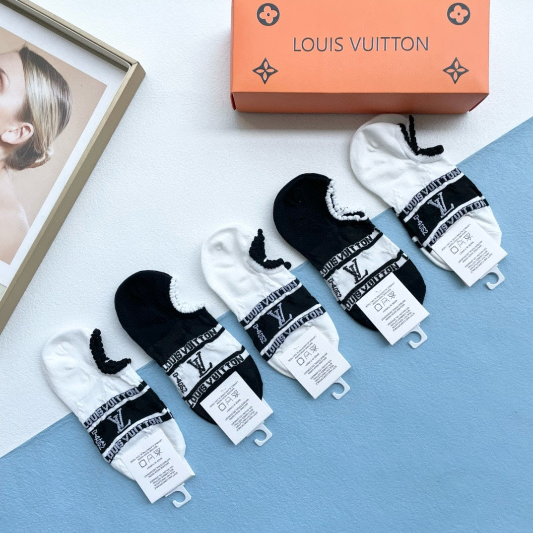 LOUIS VUITTON ANKLE SOCKS 149589 (1 BOX)