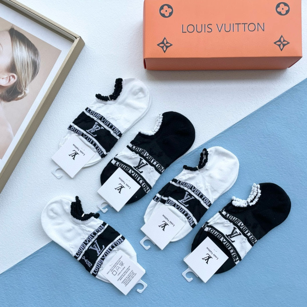 LOUIS VUITTON ANKLE SOCKS 149589 (1 BOX)
