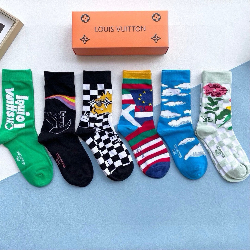 LOUIS VUITTON KNEE - HIGH SOCKS 423907 (1 BOX)