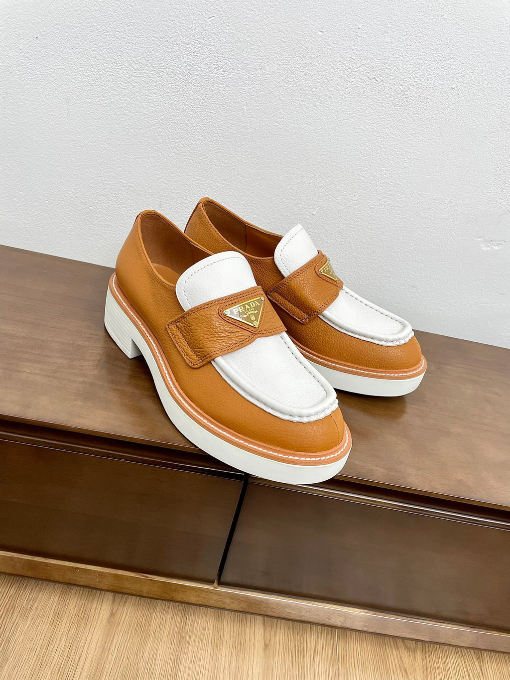 PRADA CHOCOLATE LOAFERS WHITE AND BRONZE CALFSKIN