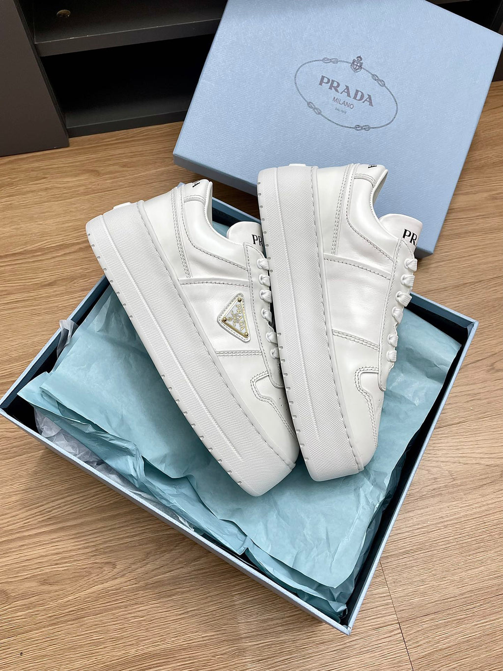 PRADA DOWNTOWN BOLD SNEAKERS WHITE CALFSKIN