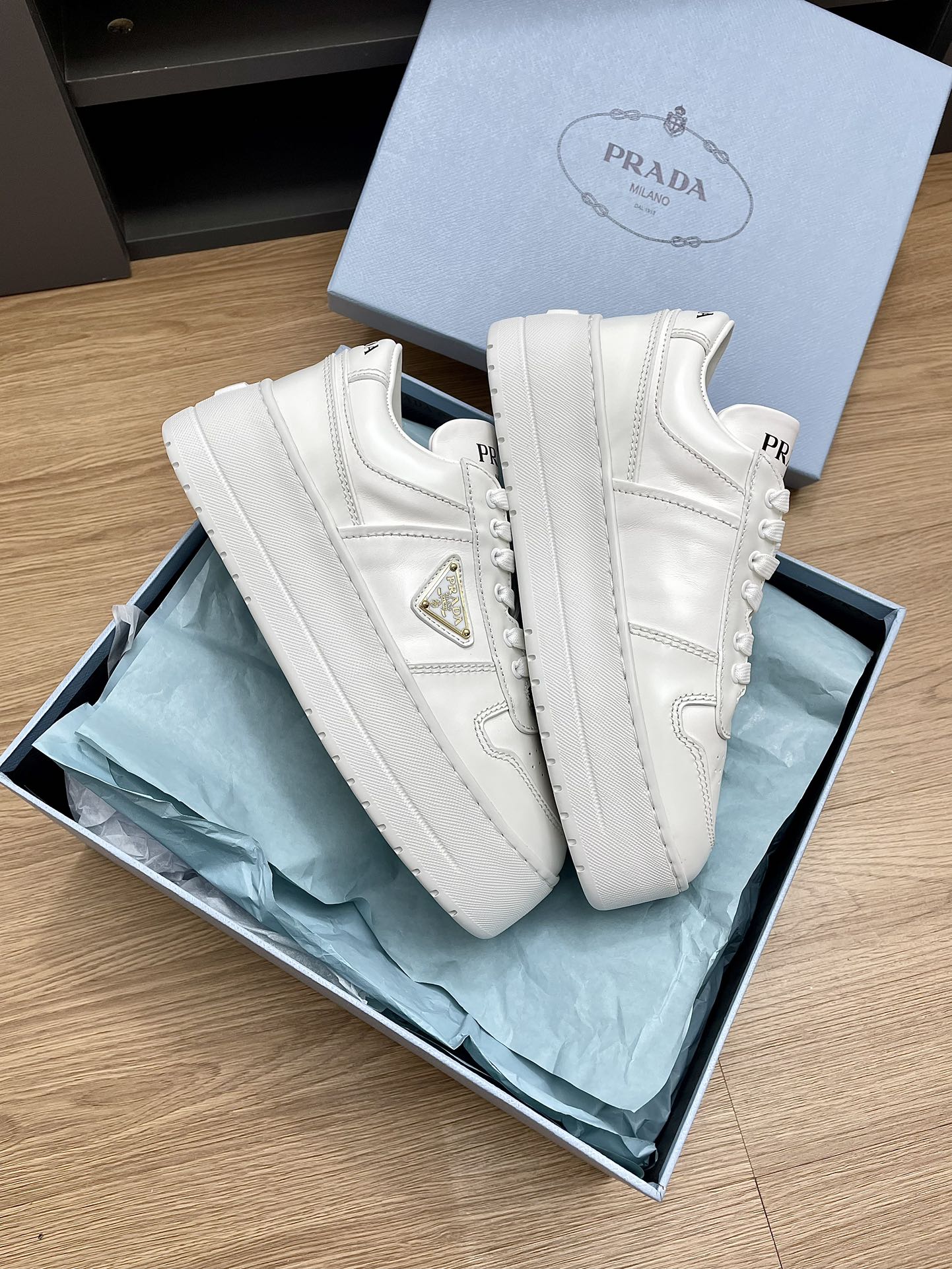 PRADA DOWNTOWN BOLD SNEAKERS WHITE CALFSKIN