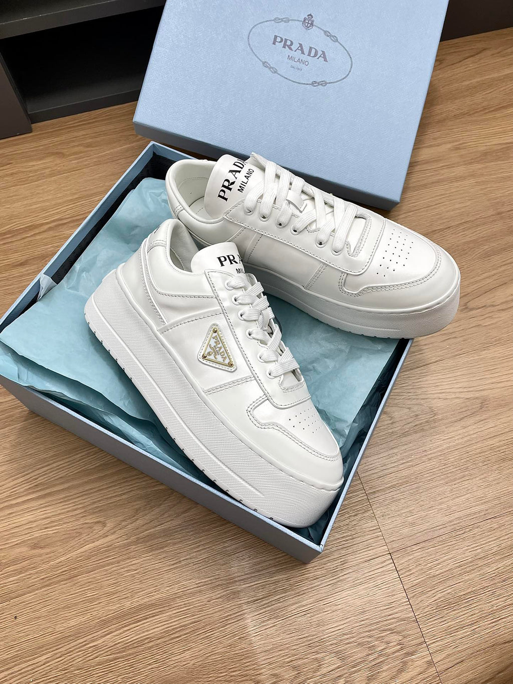 PRADA DOWNTOWN BOLD SNEAKERS WHITE CALFSKIN