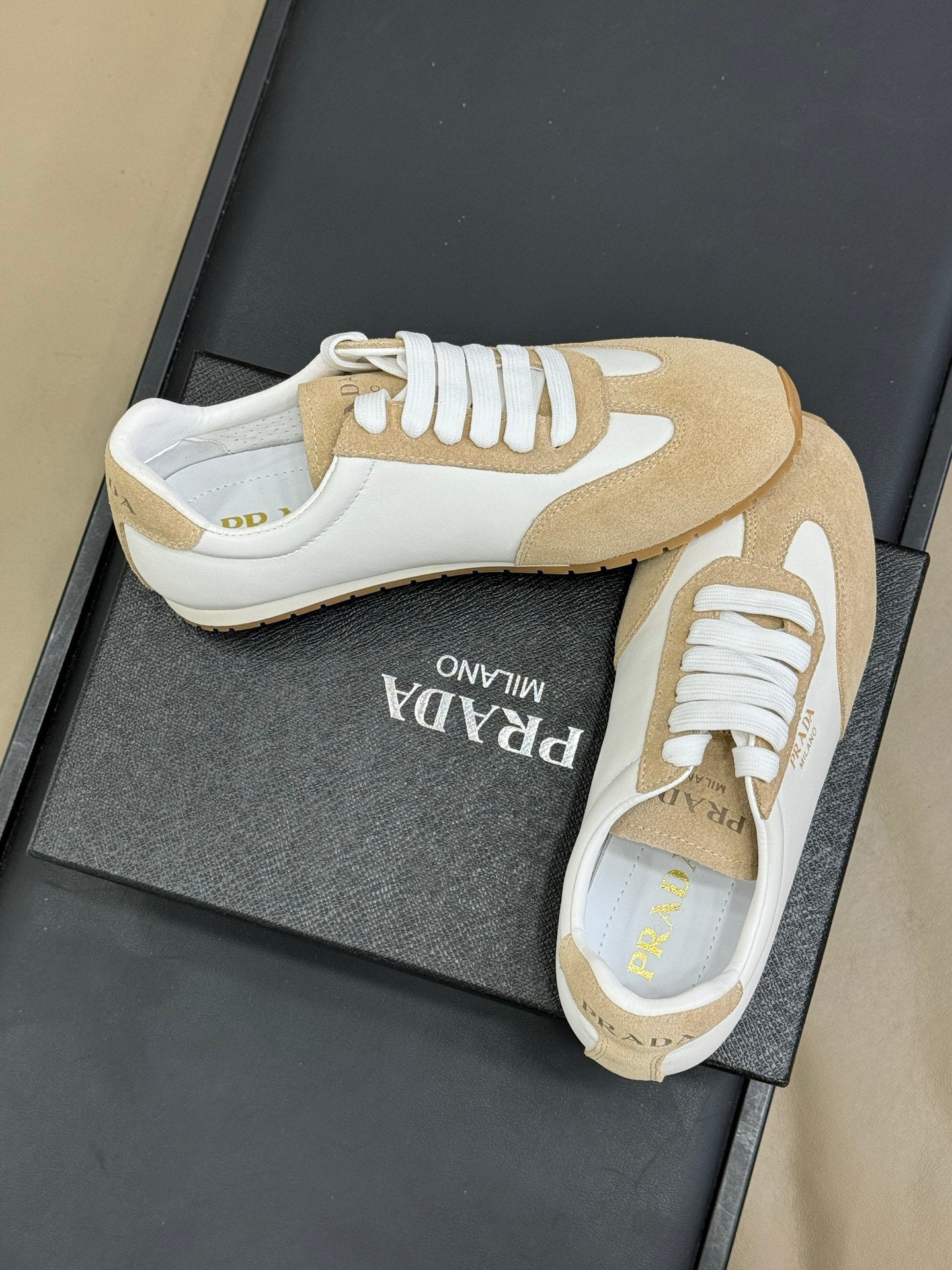 PRADA 25S SNEAKER IN WHITE MIX RK BEIGE SUEDE STYLE 2