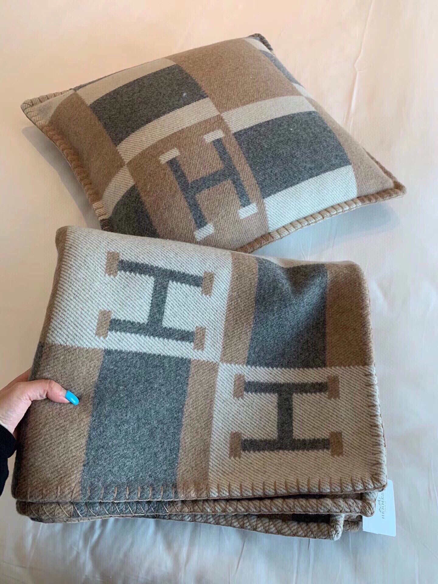 HERMES BLANKET 170 CM IN COLORFUL WOOL AND CASERE 118342