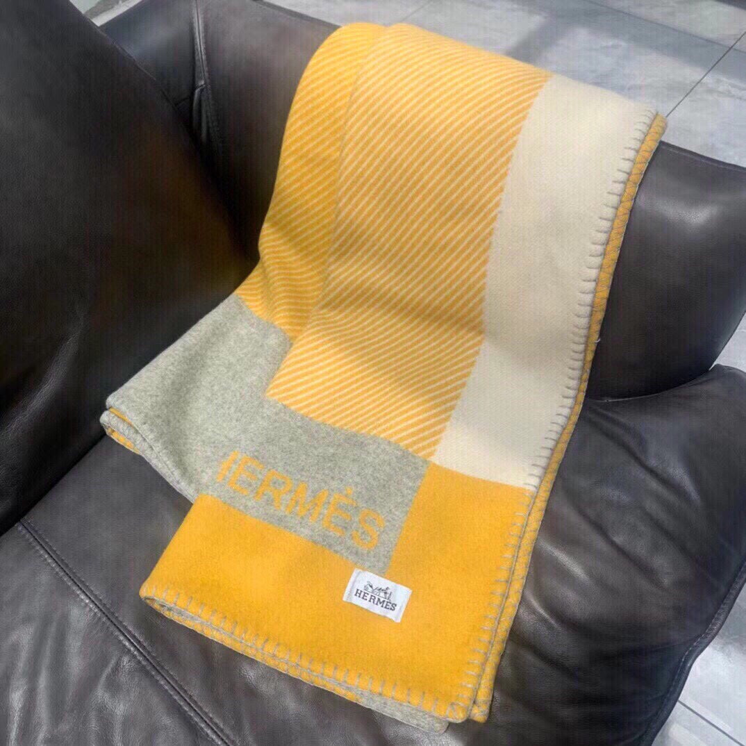 HERMES H RIVIERA BLANKET 200 CM IN CLASSIC YELLOW WOOL AND CASERE 136855