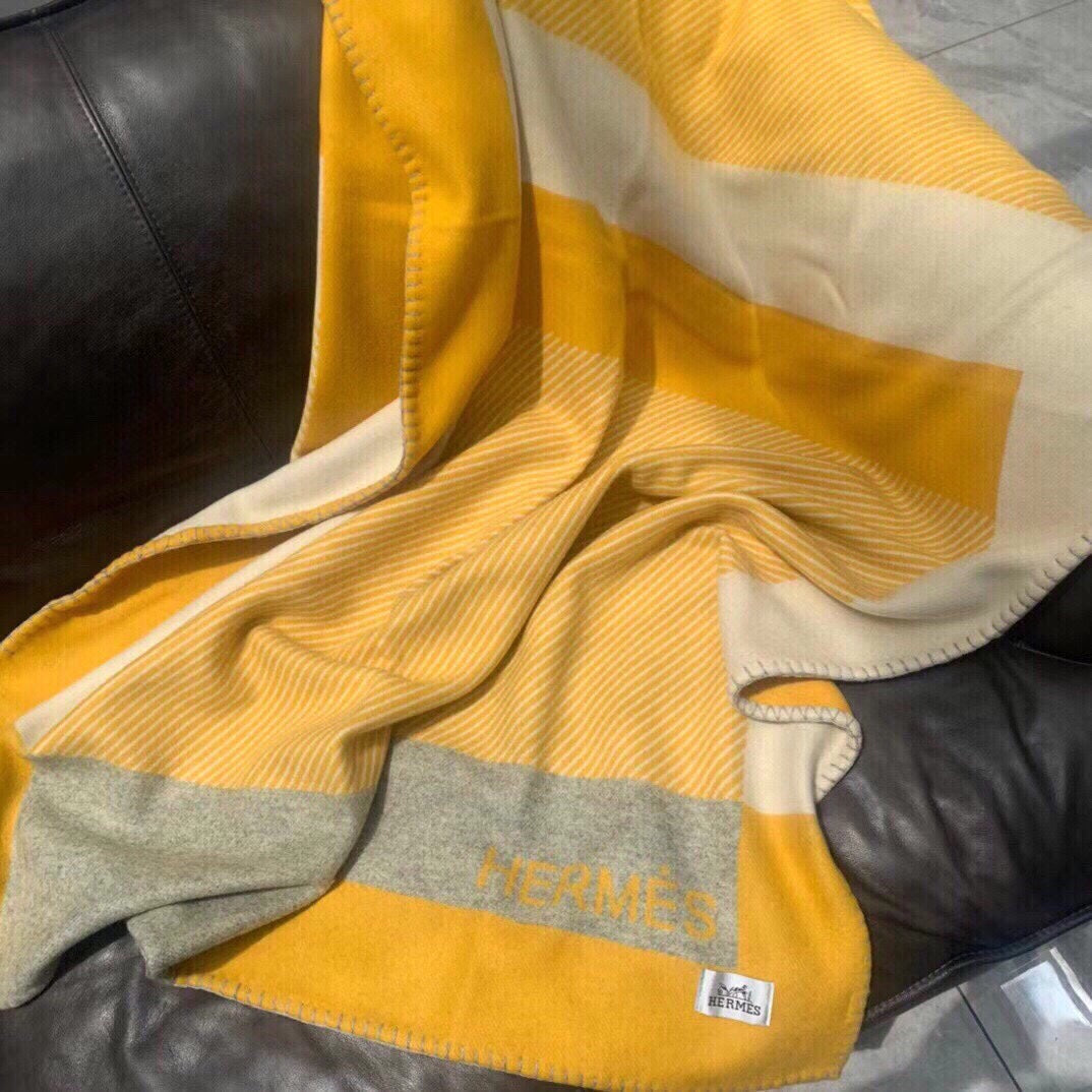 HERMES H RIVIERA BLANKET 200 CM IN CLASSIC YELLOW WOOL AND CASERE 136855