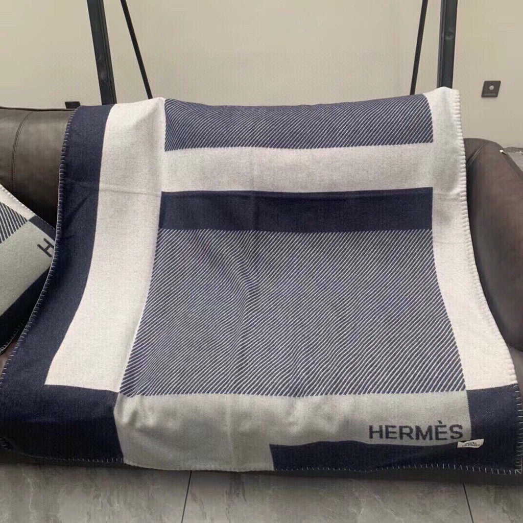 HERMES H RIVIERA BLANKET 200 CM IN NAVY BLUE WOOL AND CASERE 136856