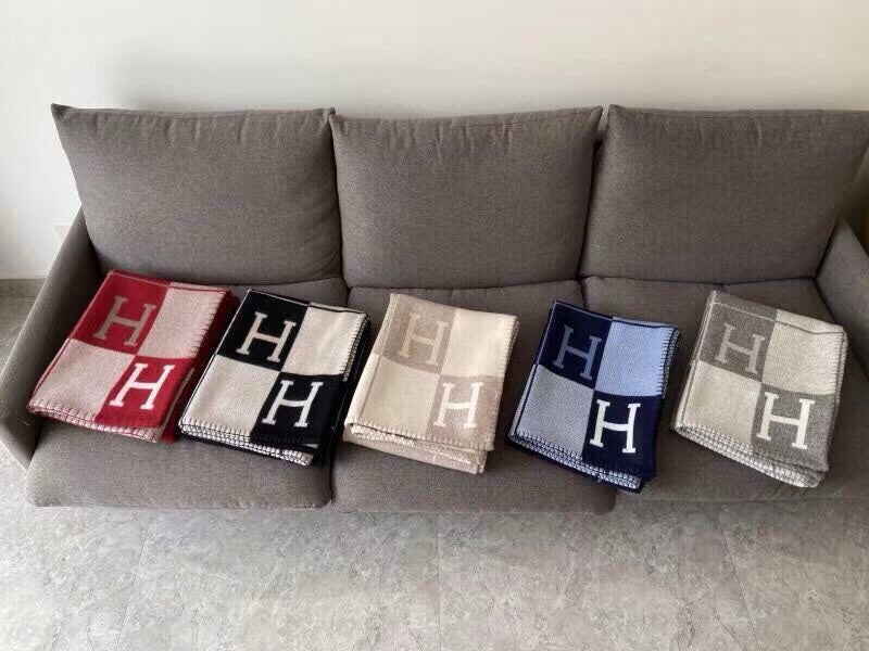 HERMES AVALON III THROW BLANKET 175 CM IN BLACK WOOL AND CASERE 351744