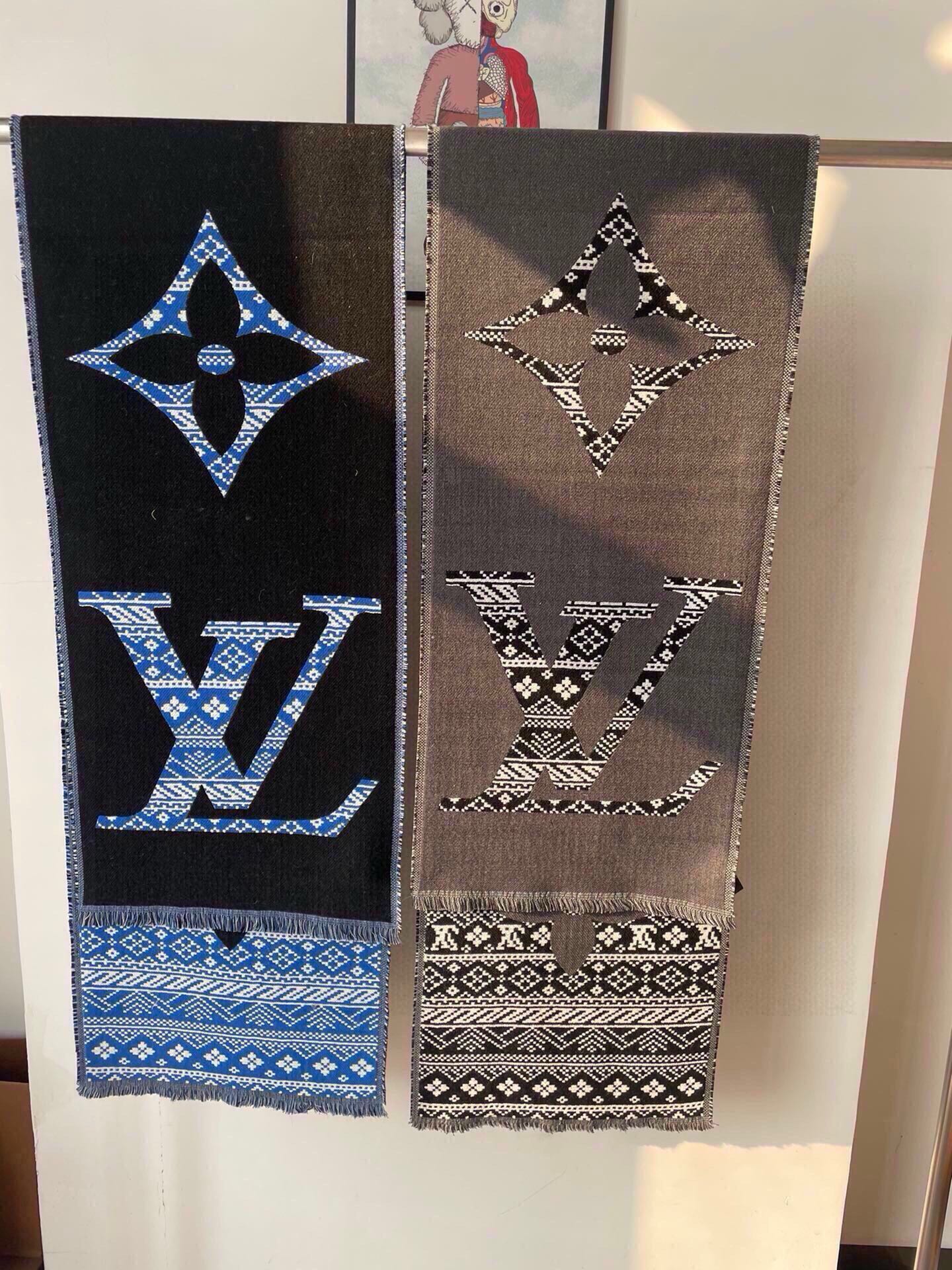 LOUIS VUITTON SCARF 200 CM IN BLACK MIX BLUE WOOL 390040