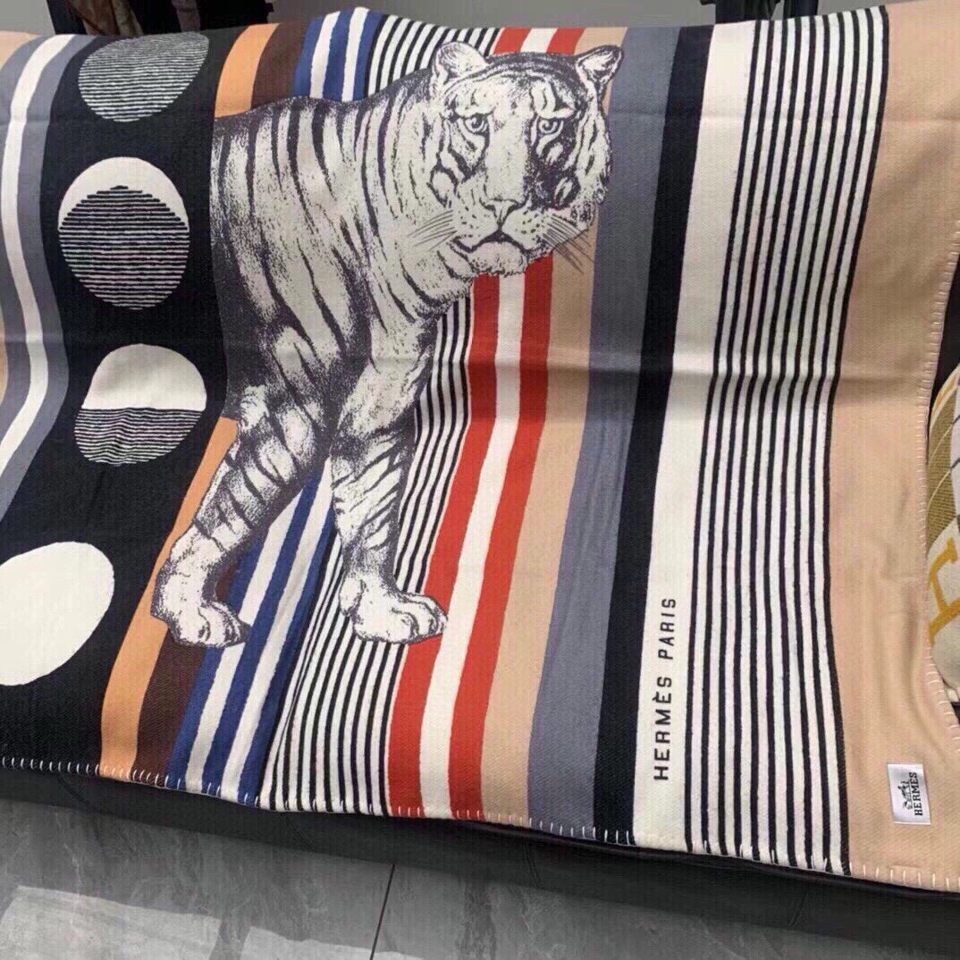 HERMES TIGRE BAYADERE BLANKET 170 CM IN COLORFUL CASERE 390805