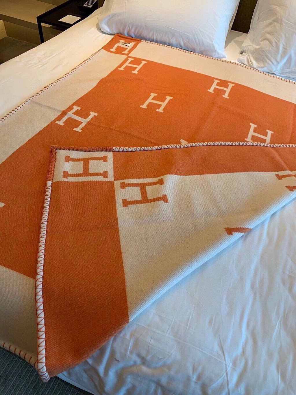 HERMES TIGRE BAYADERE BLANAVALON III THROW BLANKET IN SPANISH ORANGE CASERE 407145