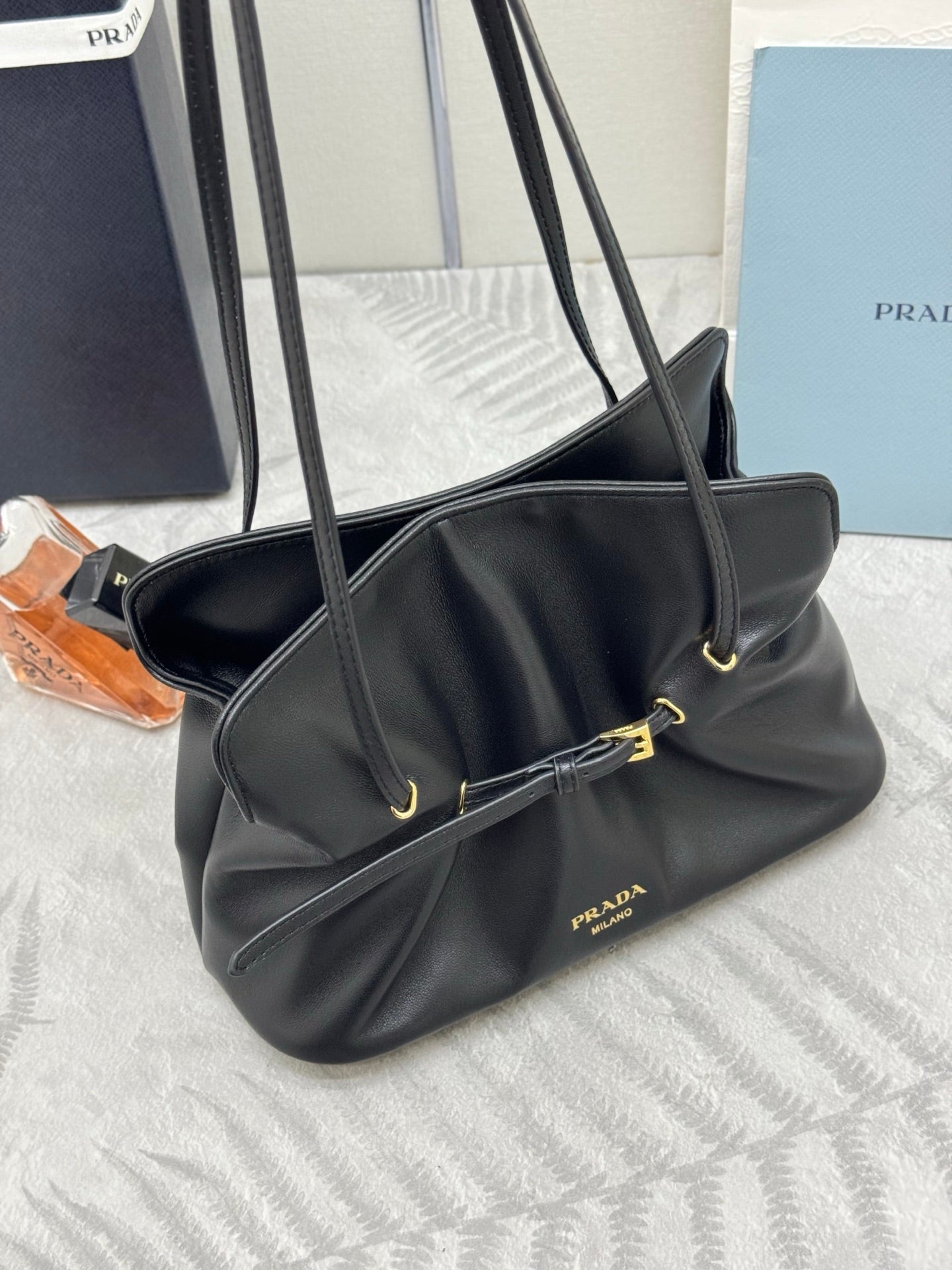 PRADA 25S SMALL BAG 25 IN BLACK CALFSKIN GOLD HARDWRE