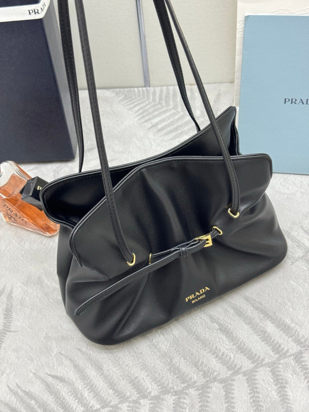 PRADA 25S SMALL BAG 25 IN BLACK CALFSKIN GOLD HARDWARE