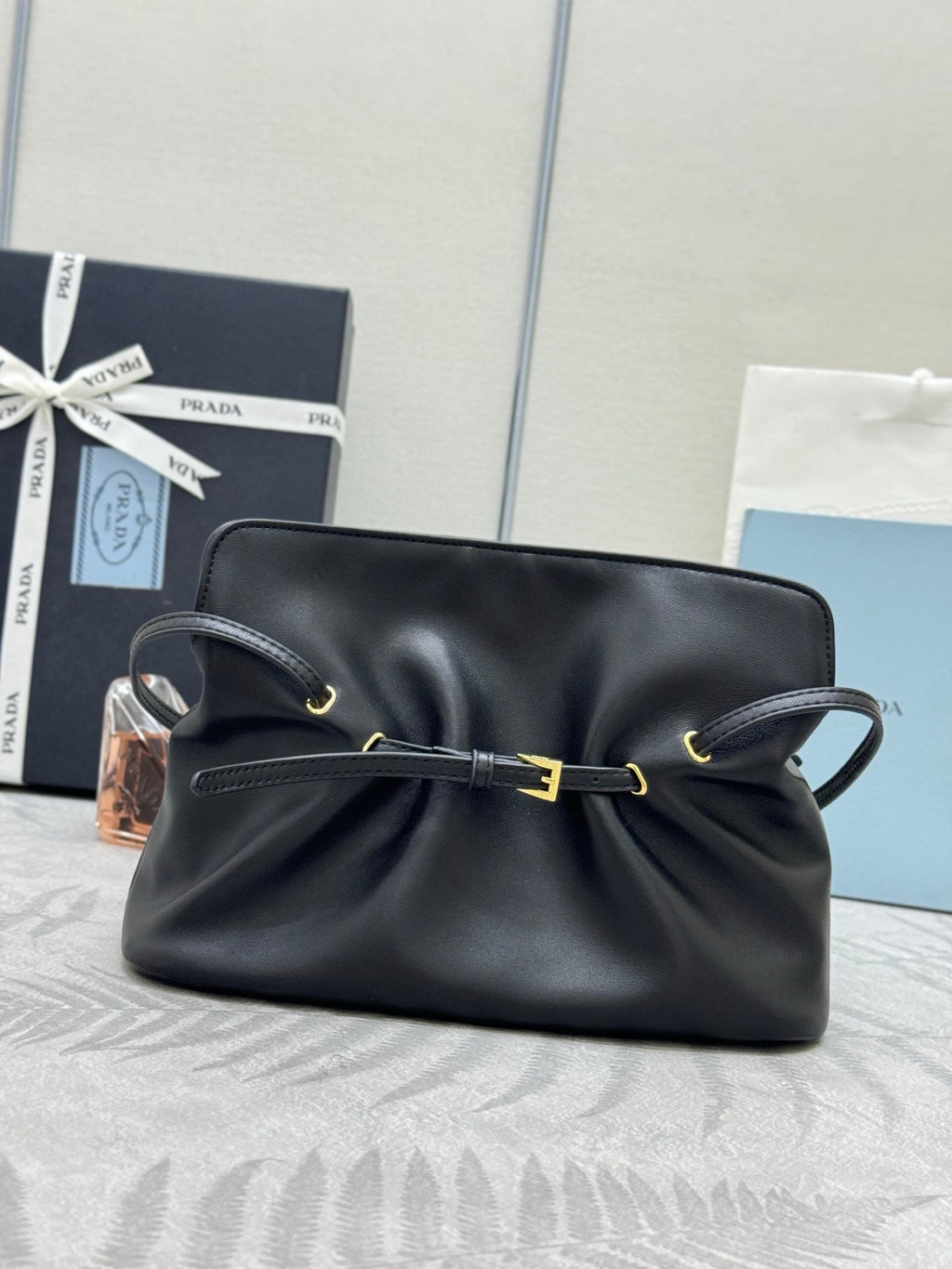 PRADA 25S SMALL BAG 25 IN BLACK CALFSKIN GOLD HARDWARE