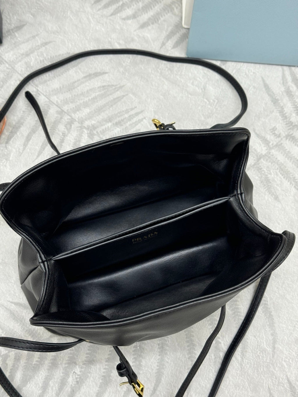 PRADA 25S SMALL BAG 25 IN BLACK CALFSKIN GOLD HARDWRE