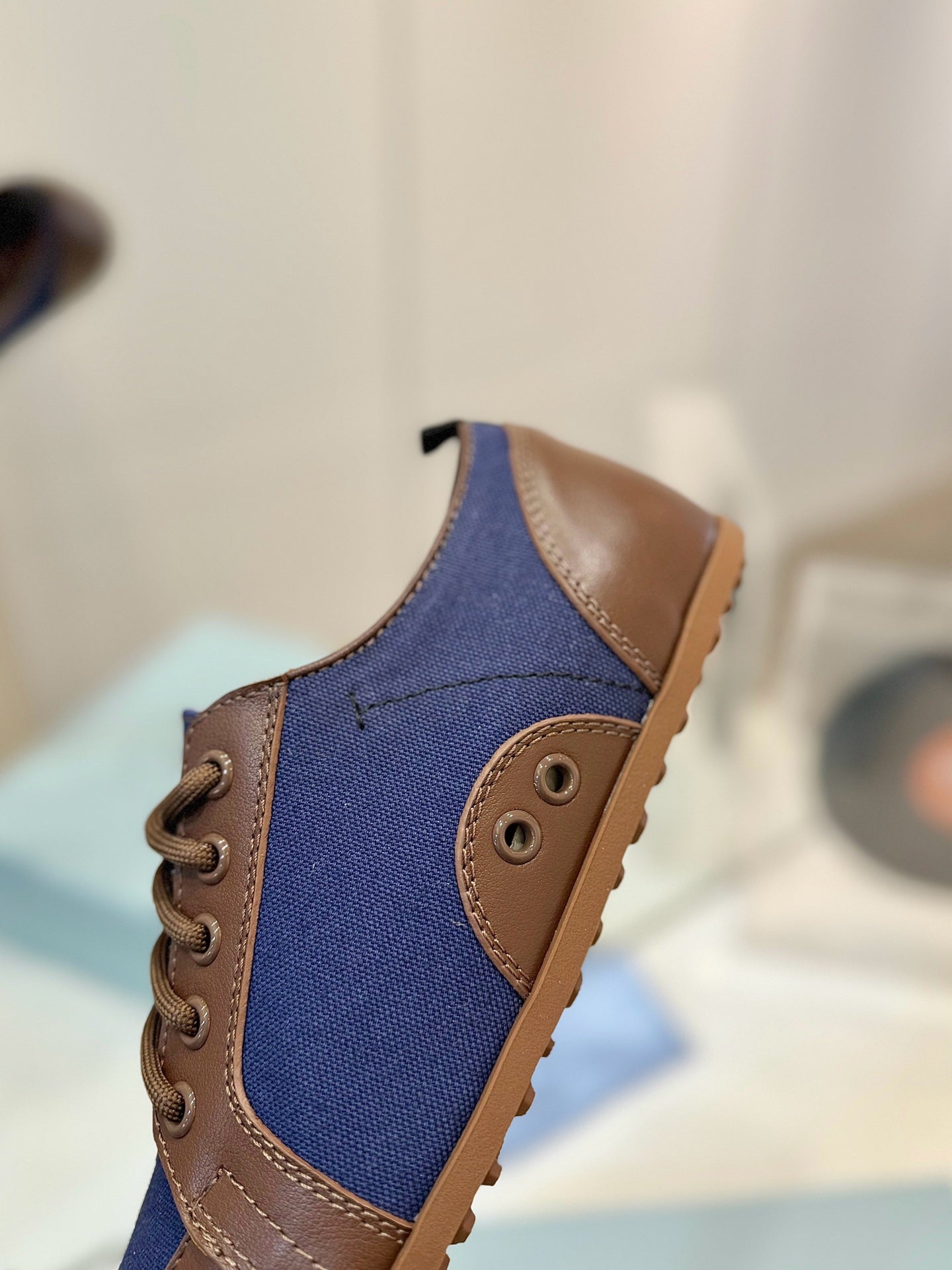 PRADA SNEAKERS IN BROWN LAMBSKIN AND NAVY BLUE CANVAS