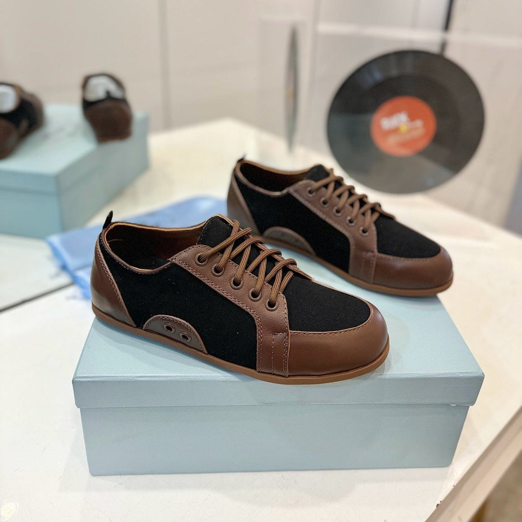 PRADA SNEAKERS IN BROWN LAMBSKIN AND BLACK CANVAS