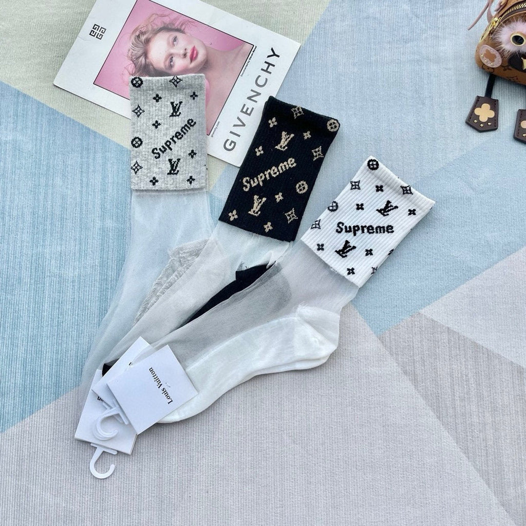 LOUIS VUITTON CREW SOCKS 121681 (1 BOX)
