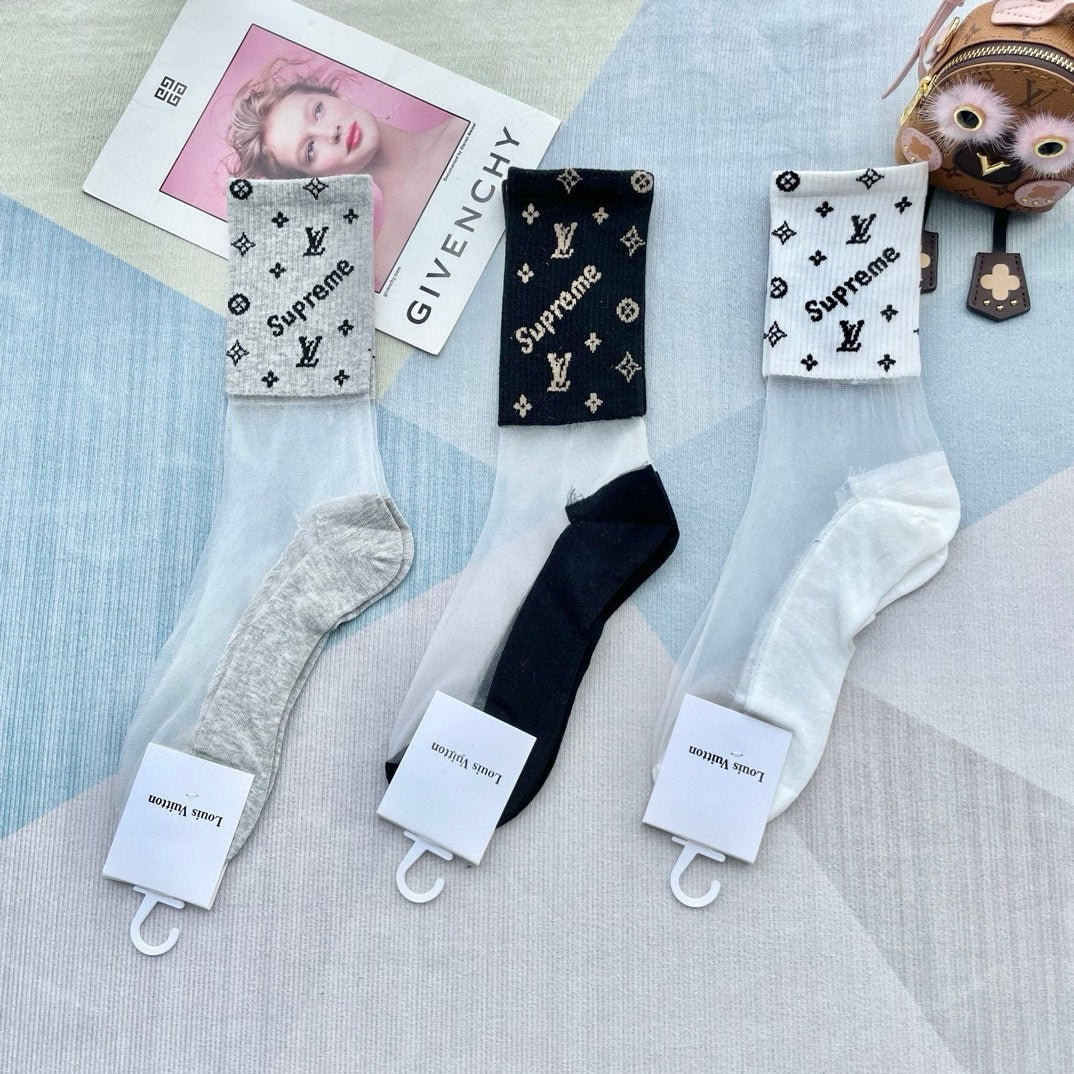 LOUIS VUITTON CREW SOCKS 121681 (1 BOX)