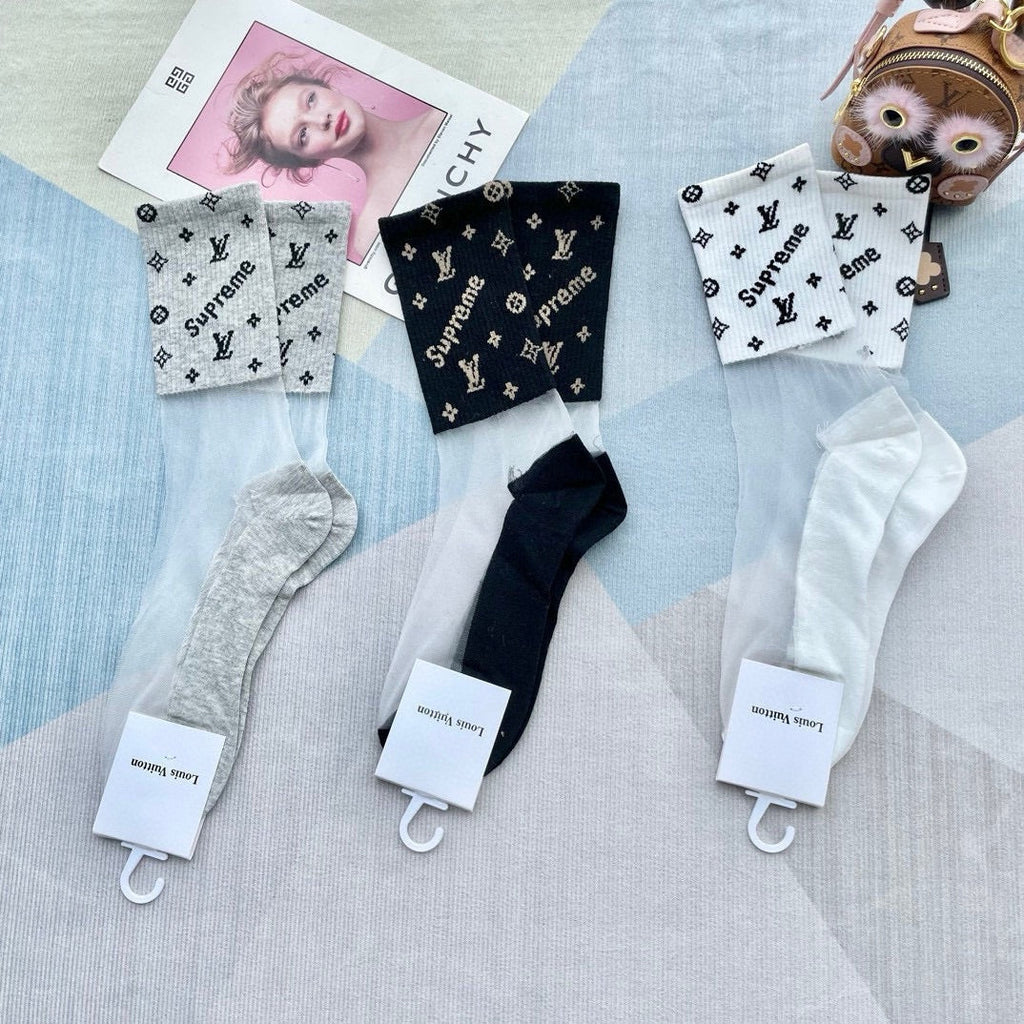 LOUIS VUITTON CREW SOCKS 121681 (1 BOX)