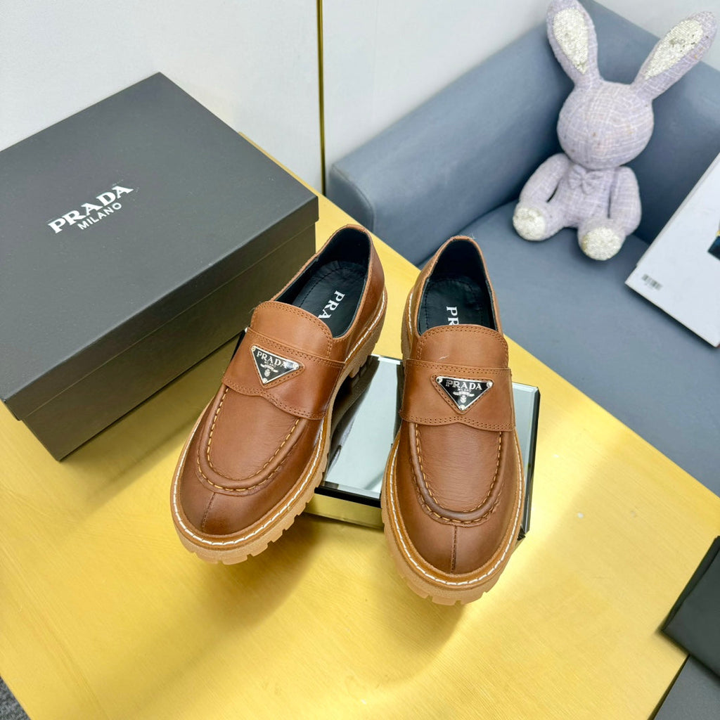 PRADA LOAFER WITH TRIANGLE LOGO IN COGNAC CALFSKIN