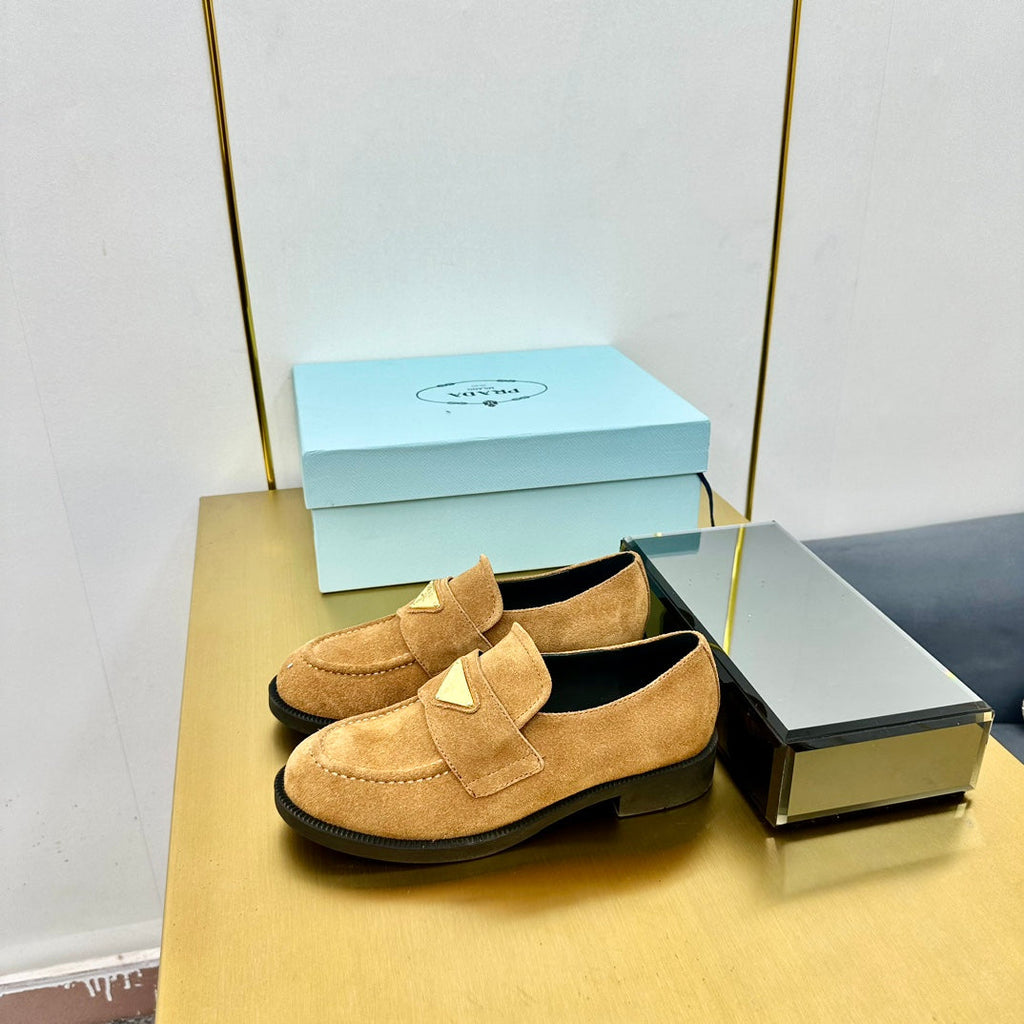 PRADA LOAFERS ATTACHED TRIANGLE LOGO IN PEANUT BROWN SUEDE