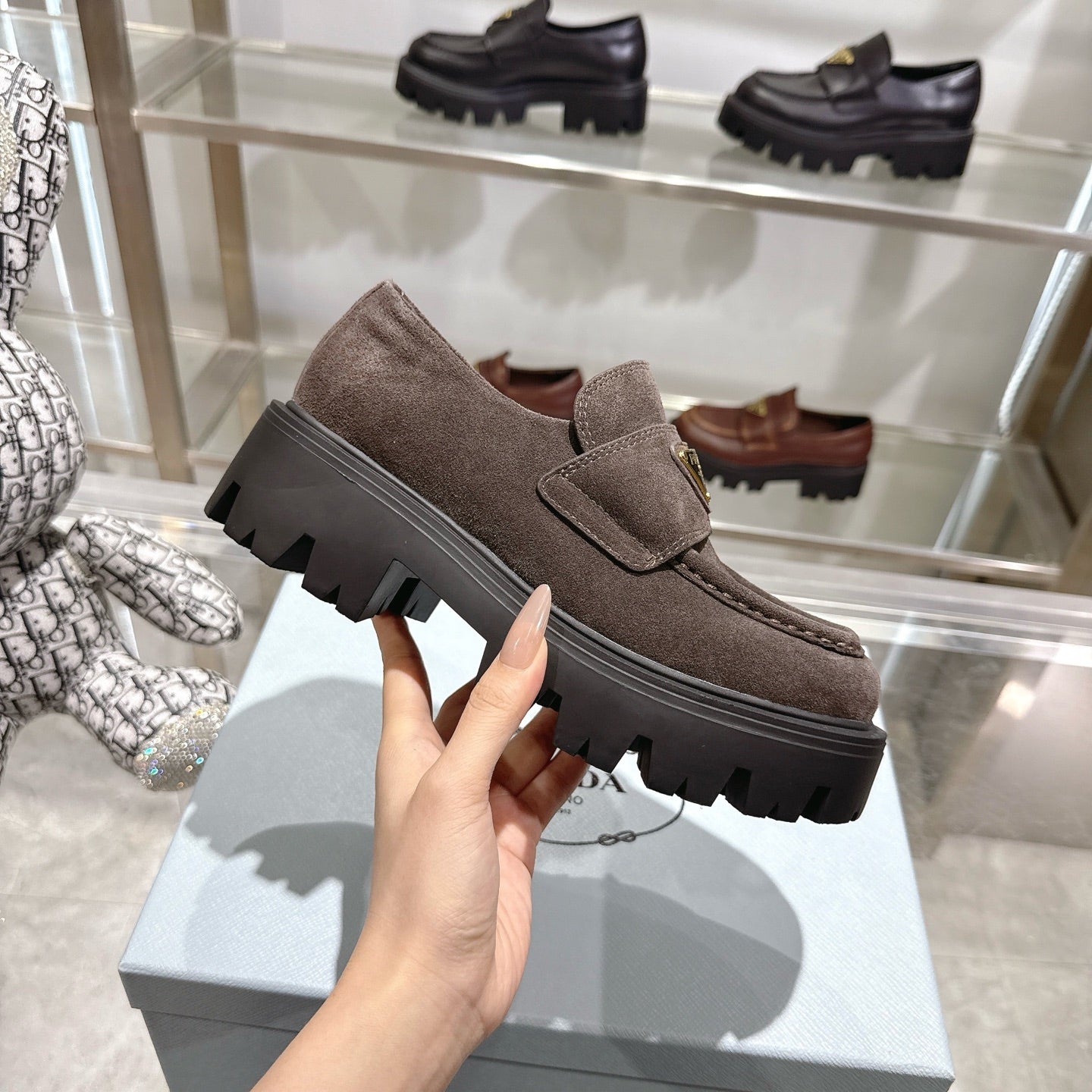 PRADA 25S THICK-SOLE LOAFERS 60 MM IN RK BROWN SUEDE