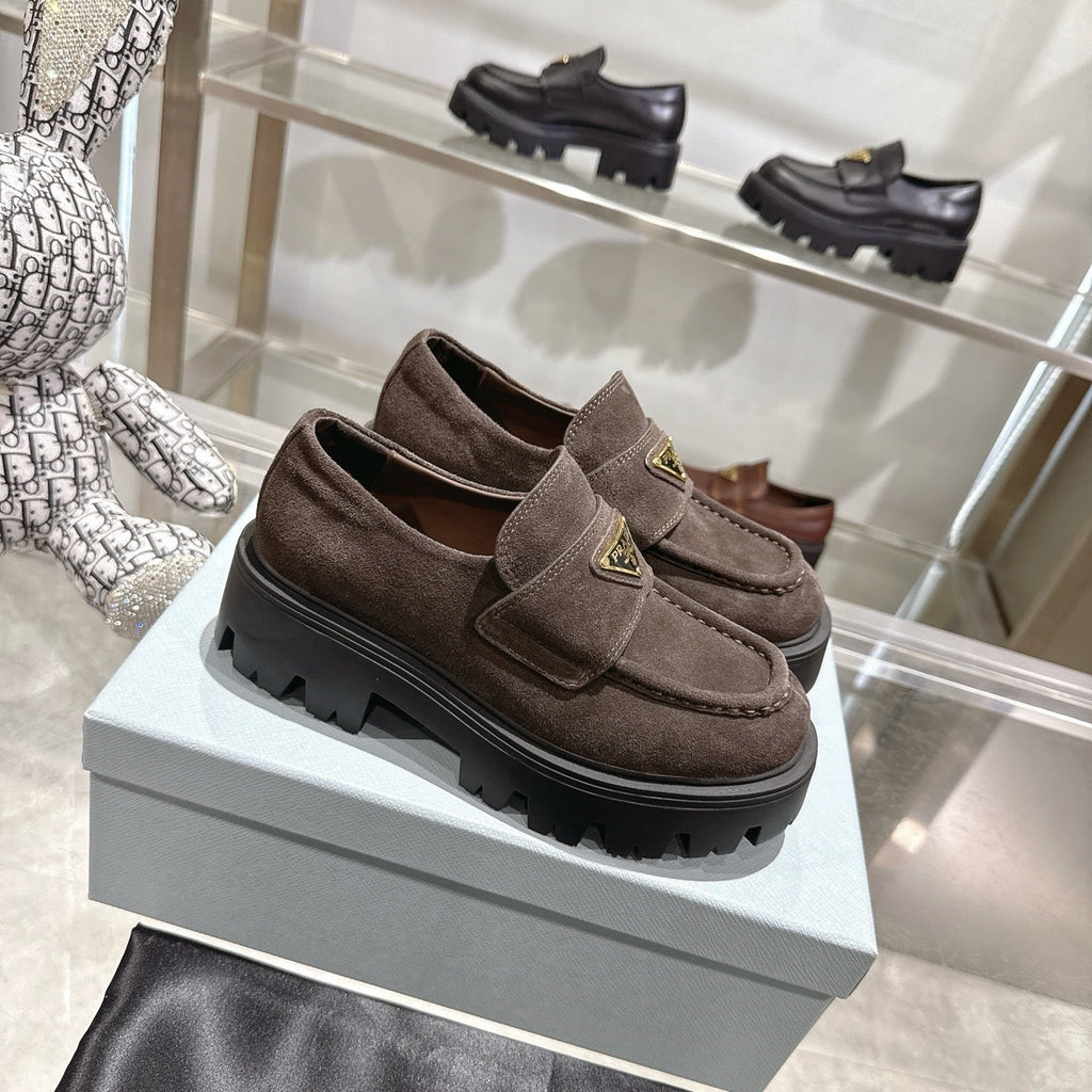 PRADA 25S THICK-SOLE LOAFERS 60 MM IN RK BROWN SUEDE