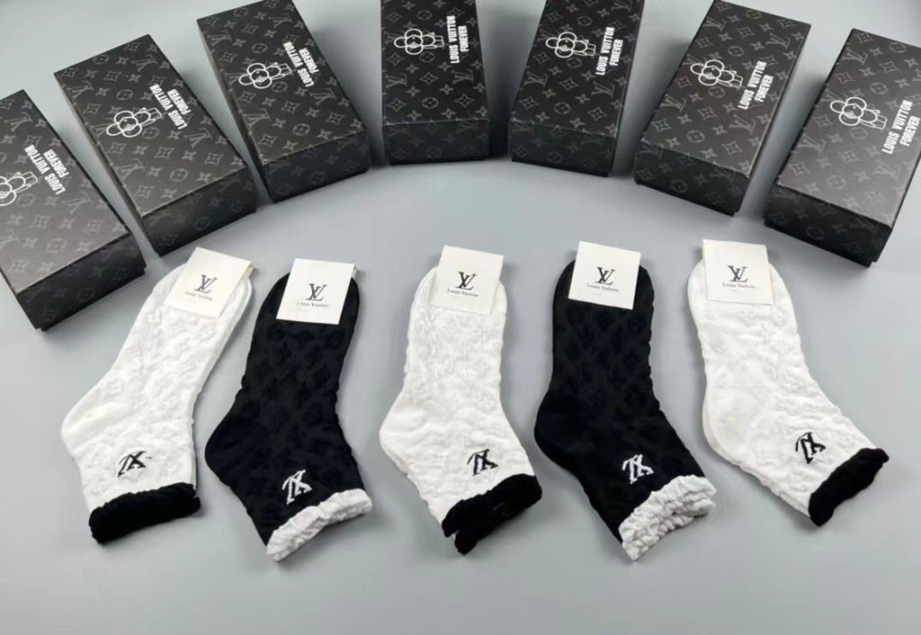 LOUIS VUITTON LOW-CUT SOCKS 121681 (1 BOX)