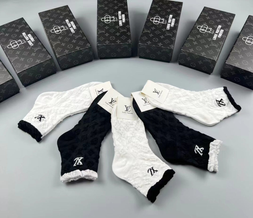 LOUIS VUITTON LOW-CUT SOCKS 121681 (1 BOX)
