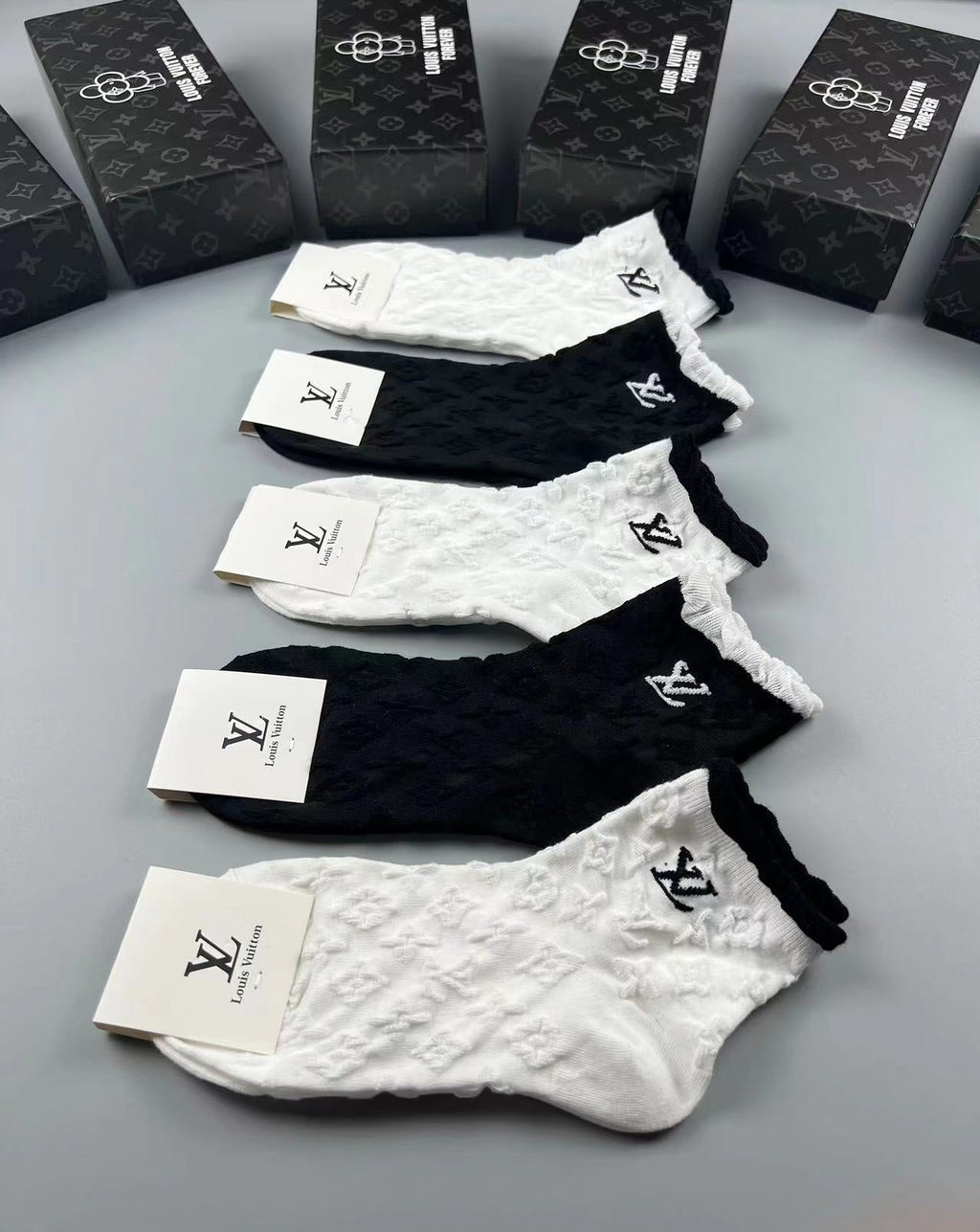 LOUIS VUITTON LOW-CUT SOCKS 121681 (1 BOX)