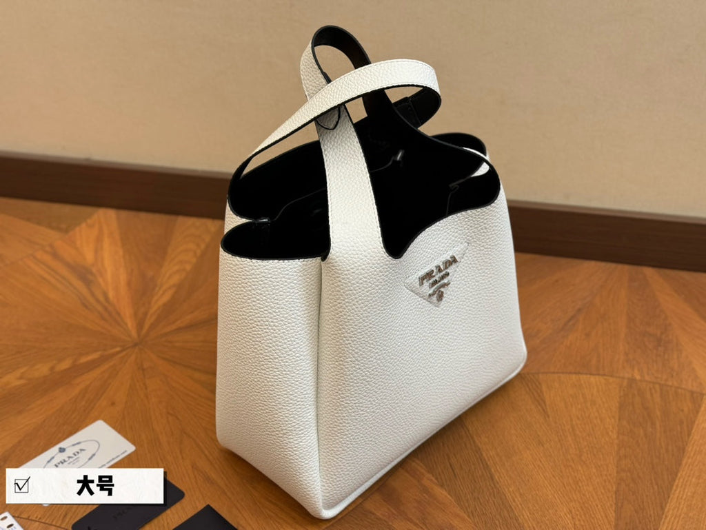PRADA 25 BASKET BAG IN WHITE CALFSKIN