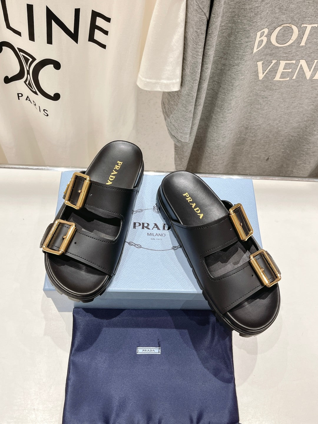 PRADA STRAP SLIDES SANLS BLACK CALFSKIN