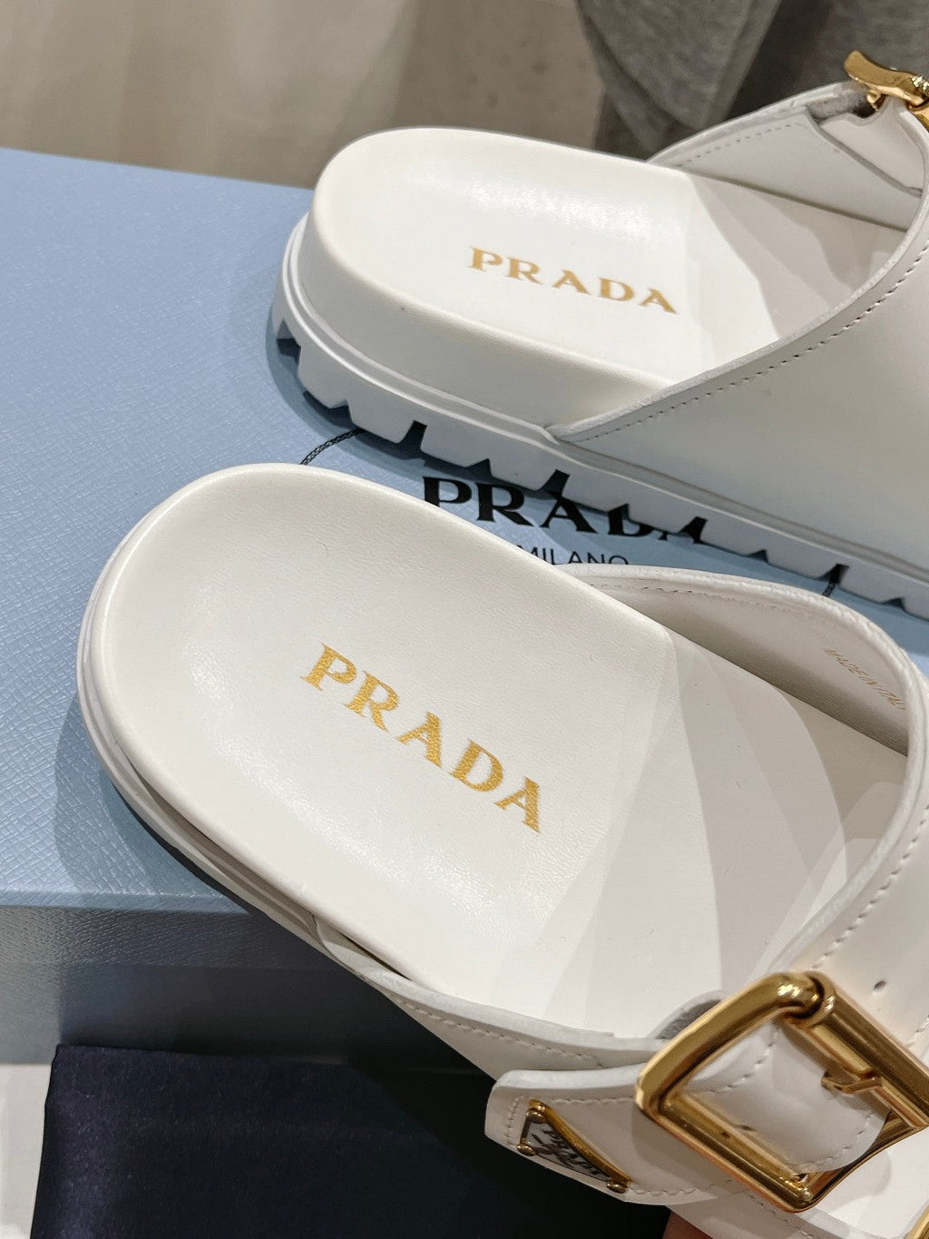 PRADA STRAP SLIDES SANLS WHITE CALFSKIN