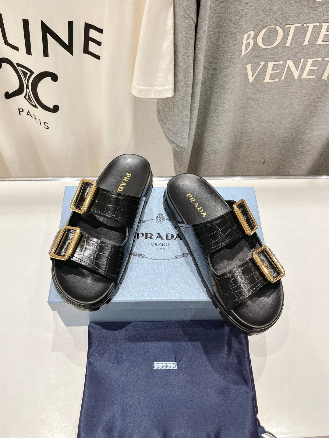 PRADA CROCODILE MOTIF STRAP SLIDES SANLS BLACK CALFSKIN