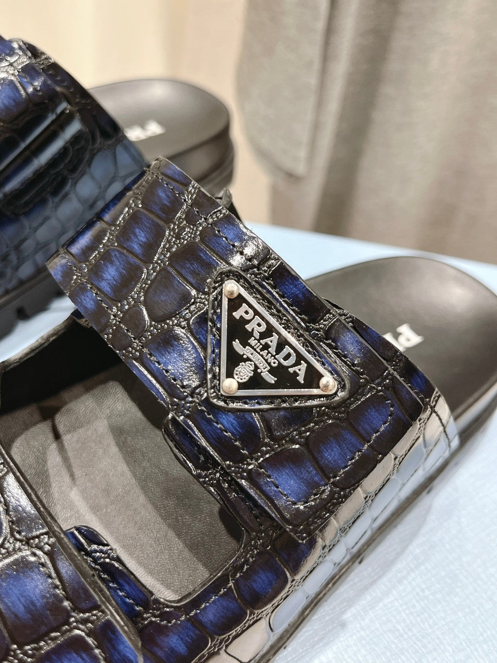 PRADA CROCODILE LEATHER MOTIF SANLS BLACK AND LAPIS CALFSKIN