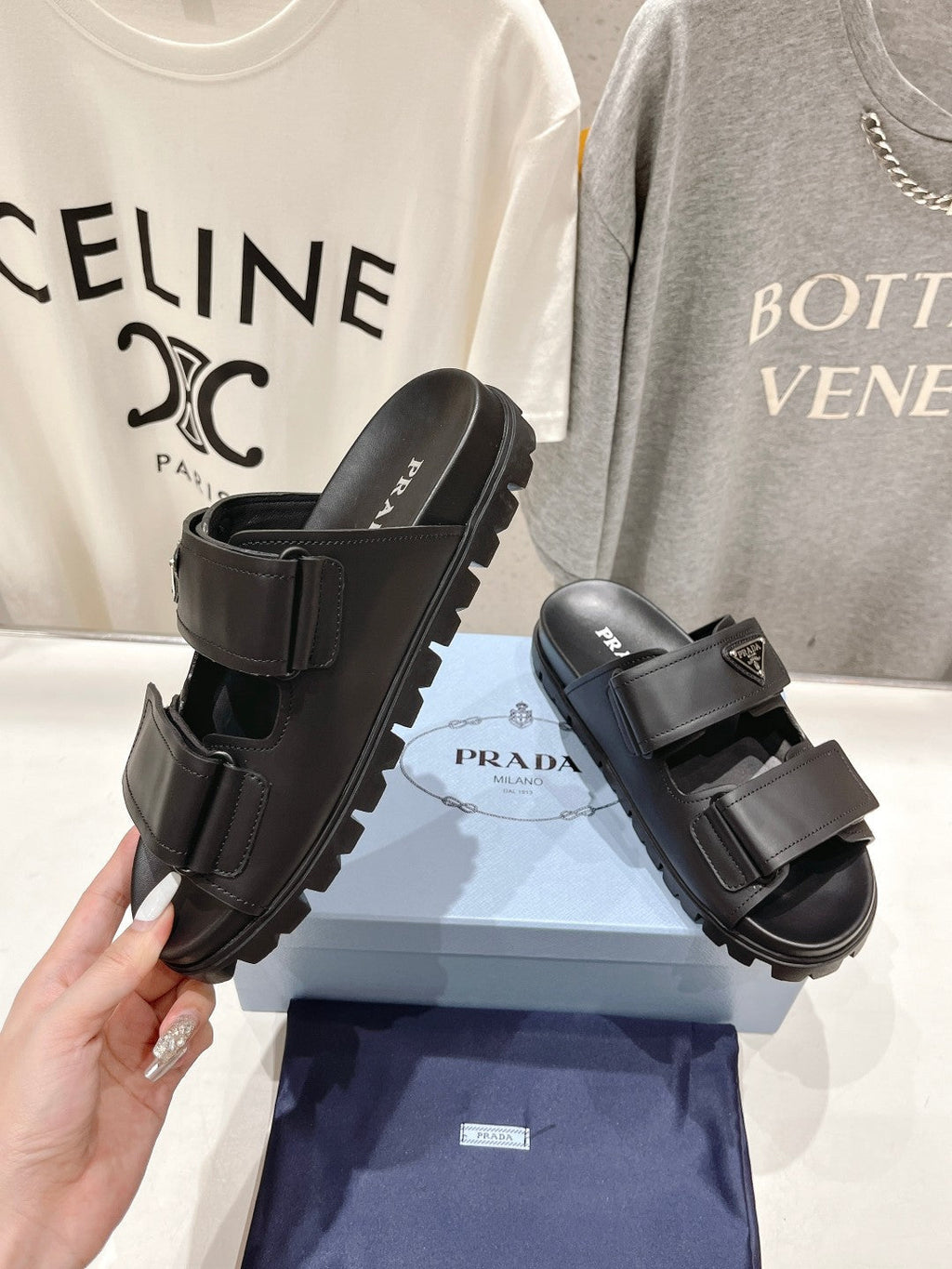 PRADA STRAP SANLS BLACK CALFSKIN