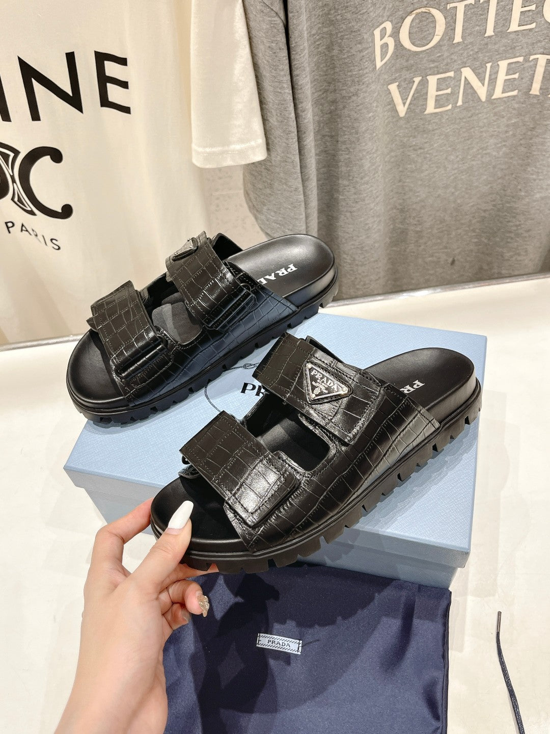 PRADA CROCODILE LEATHER MOTIF SANLS BLACK CALFSKIN
