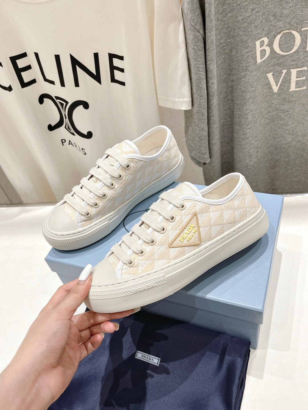 PRADA PRINTED COTTON SNEAKERS WHITE AND BEIGE CANVAS