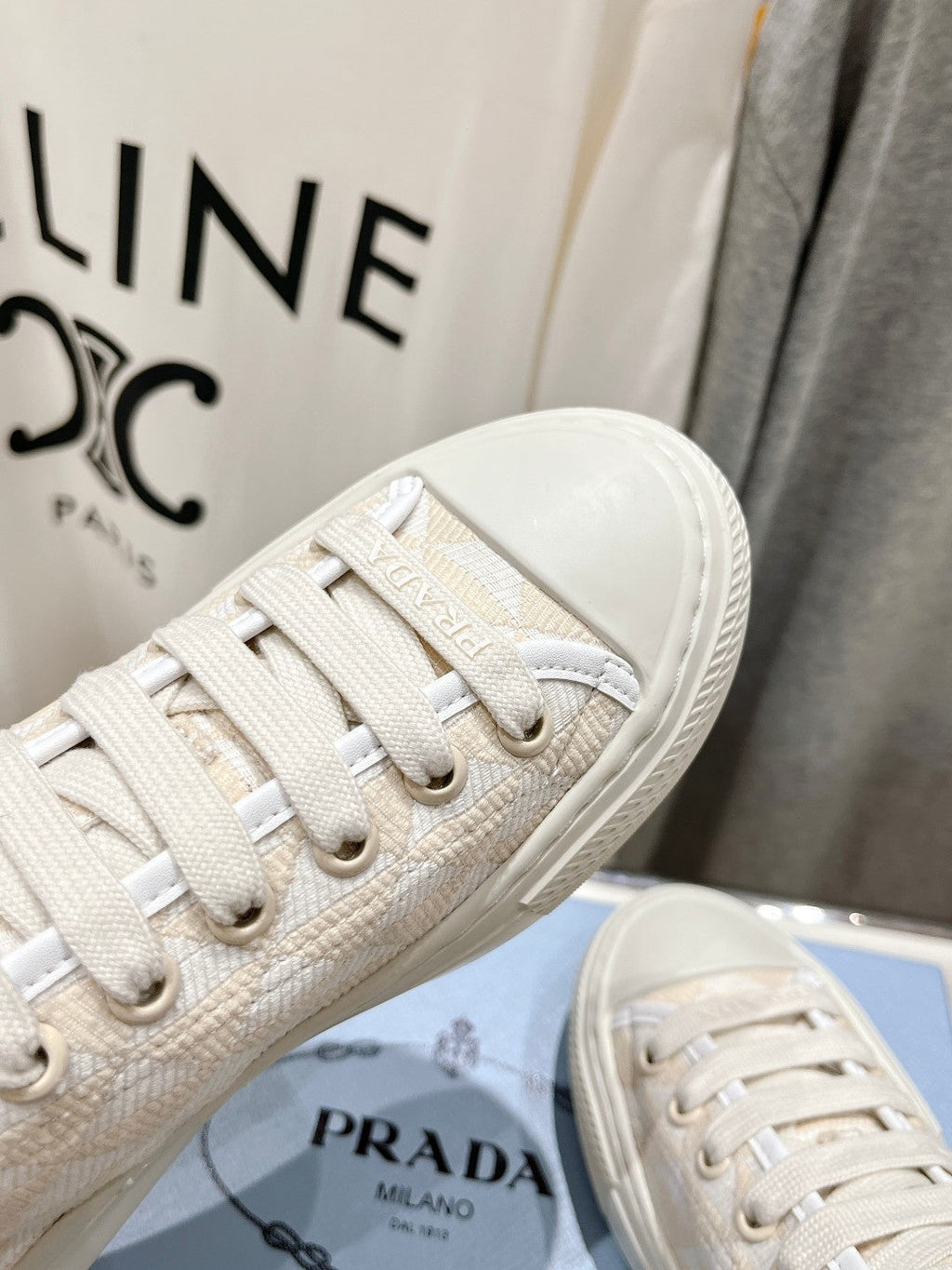 PRADA PRINTED COTTON SNEAKERS WHITE AND BEIGE CANVAS