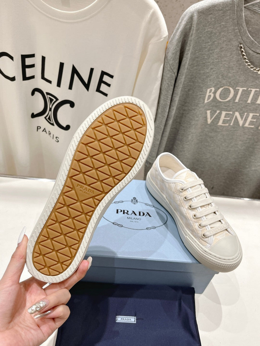 PRADA PRINTED COTTON SNEAKERS WHITE AND BEIGE CANVAS