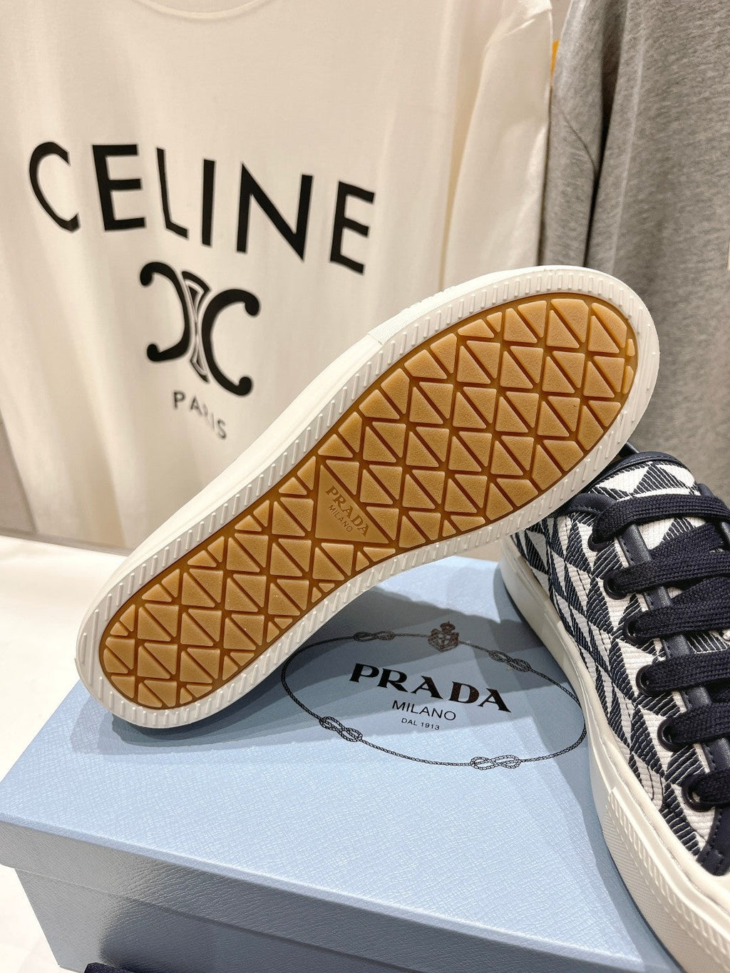 PRADA PRINTED COTTON SNEAKERS WHITE AND BLACK TRIANGLE CANVAS