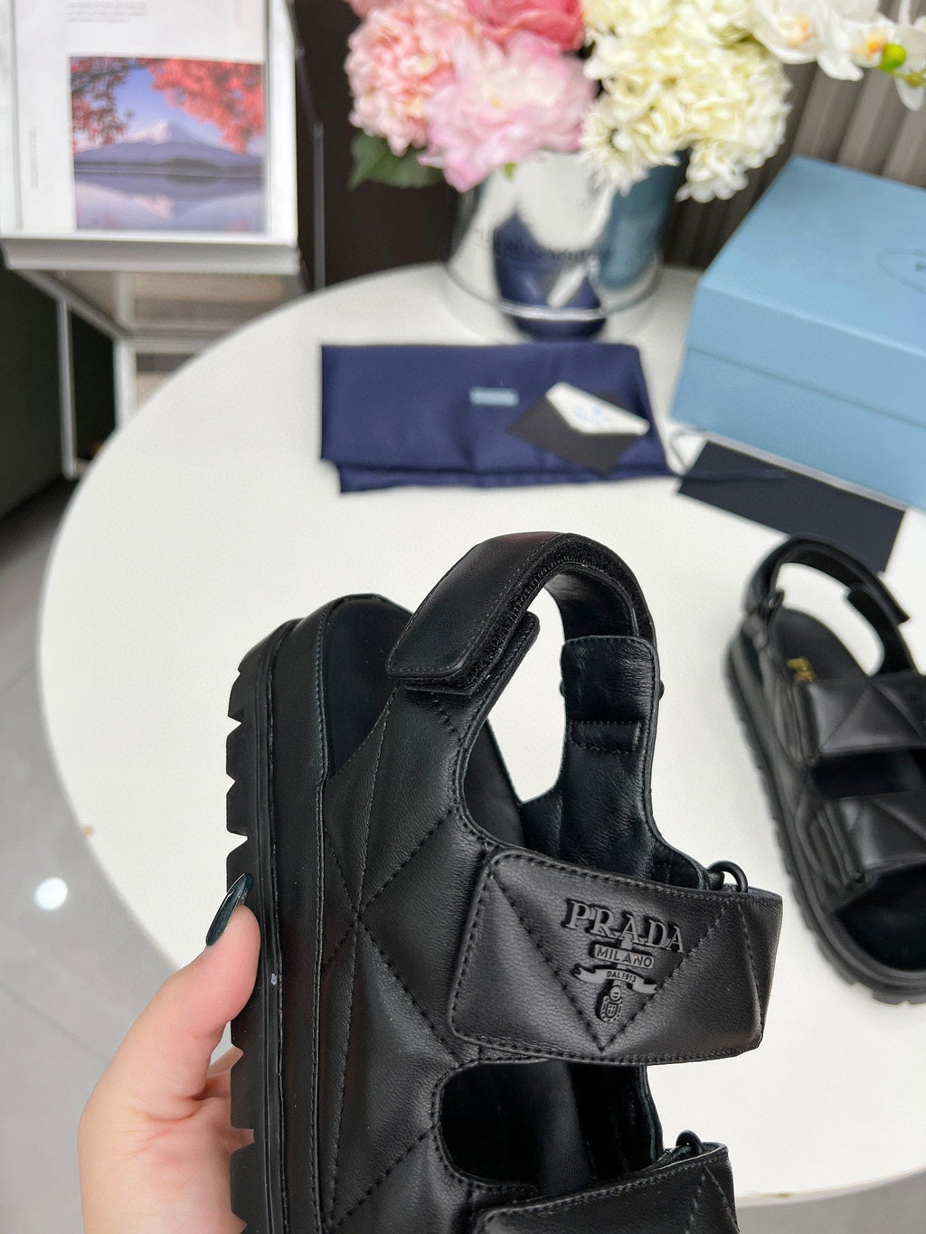 PRADA pra dad sandal black calfskin