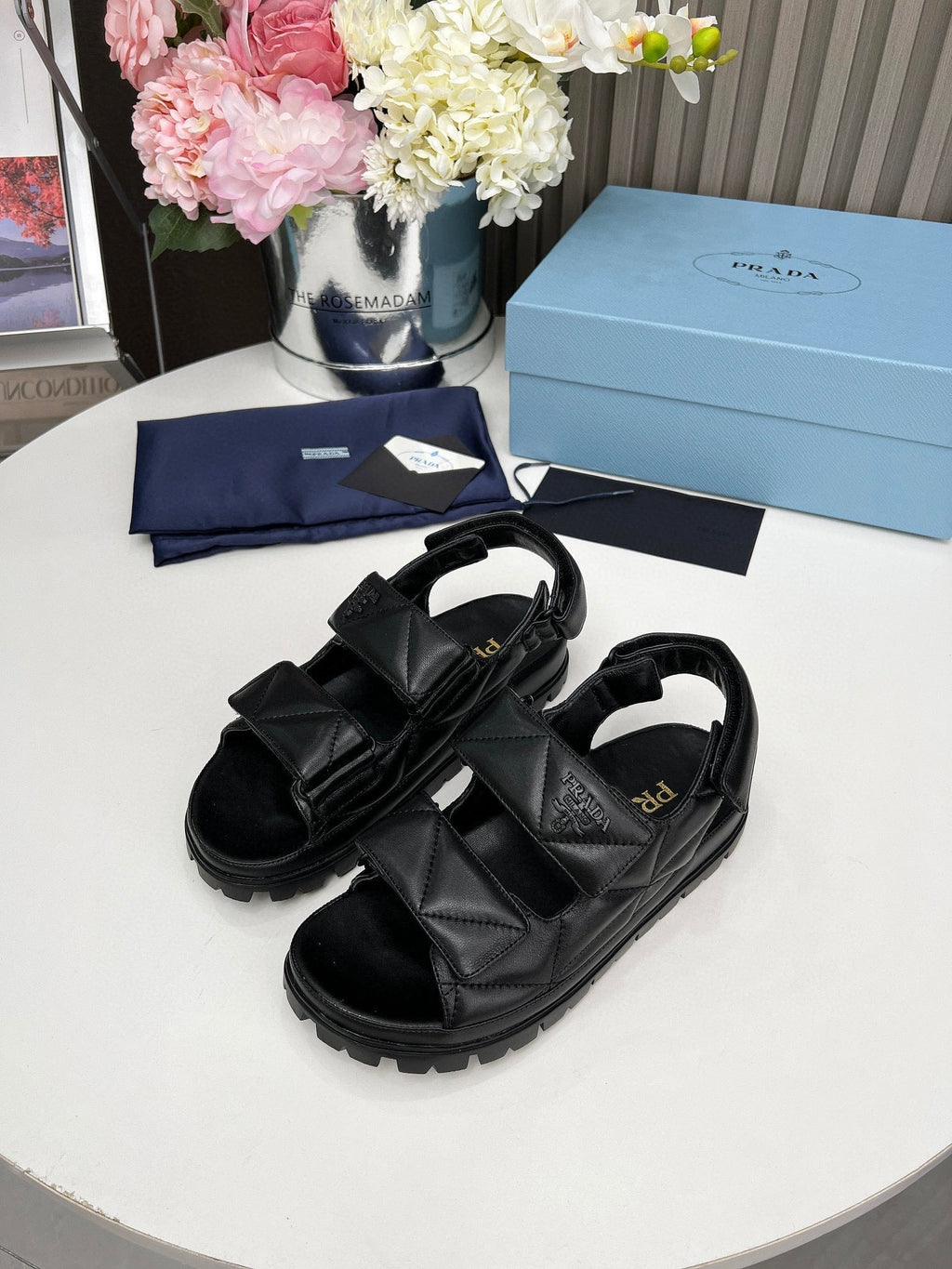 PRADA pra dad sandal black calfskin