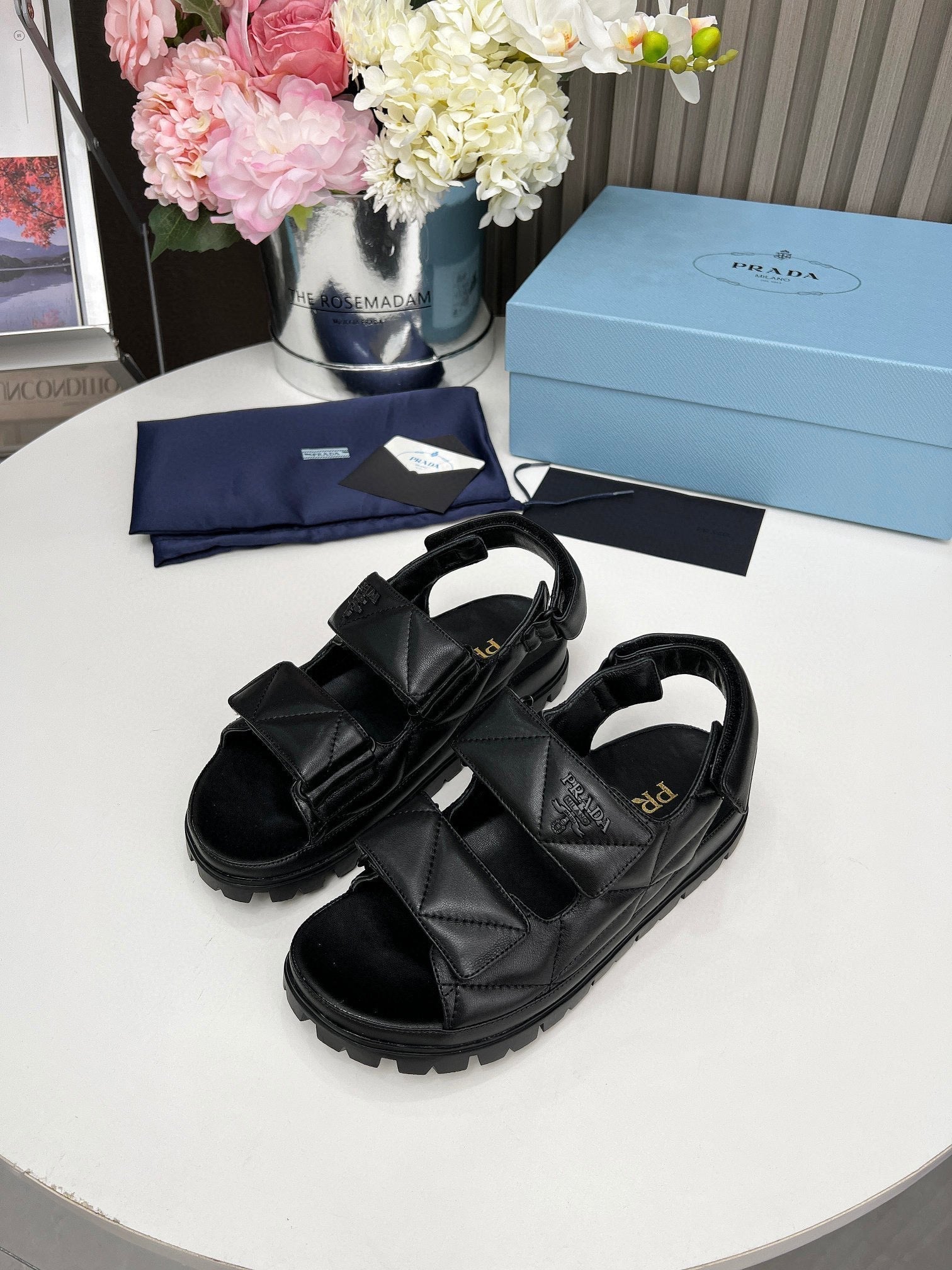 PRADA pra dad sandal black calfskin